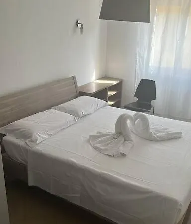 Fuoriporta Affitti Brevi - Borgo Maria Luigia * Парма